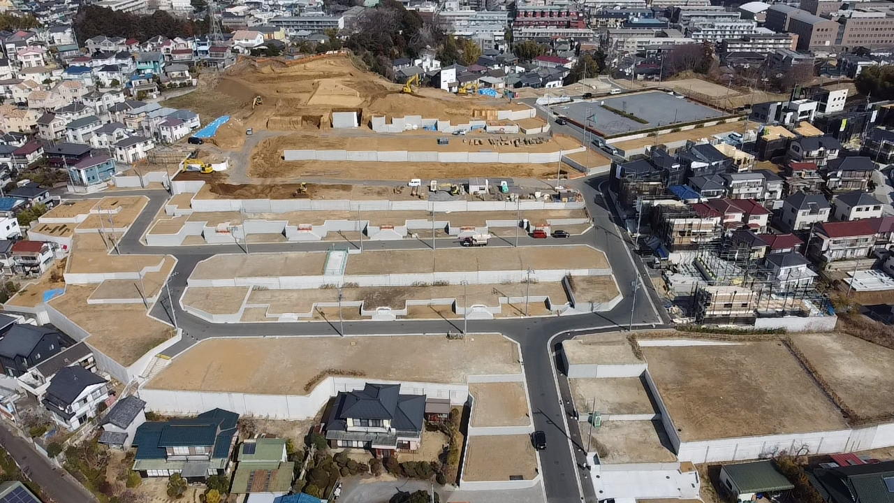 2工区　F街区擁壁工事着手