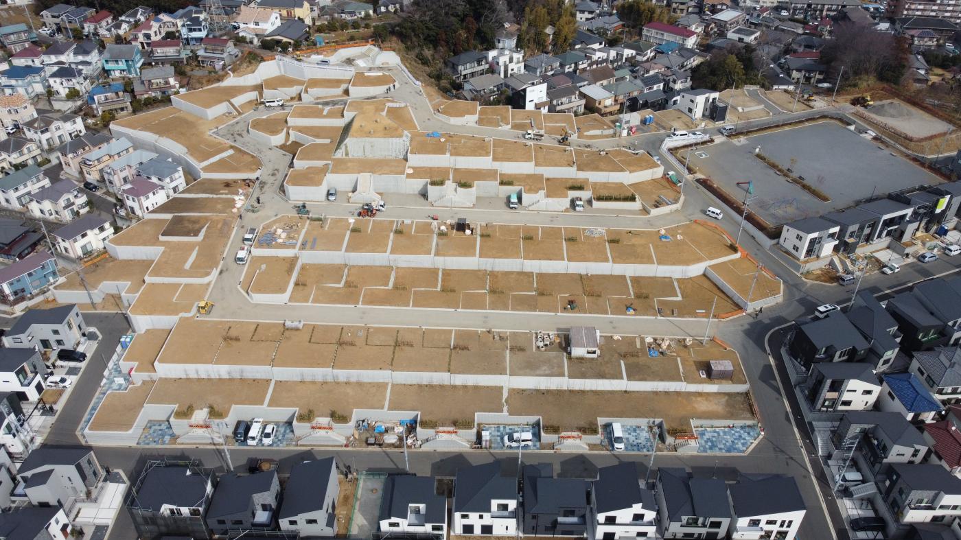 I・J工区緑化計画完了　H街区ガス本管布設中